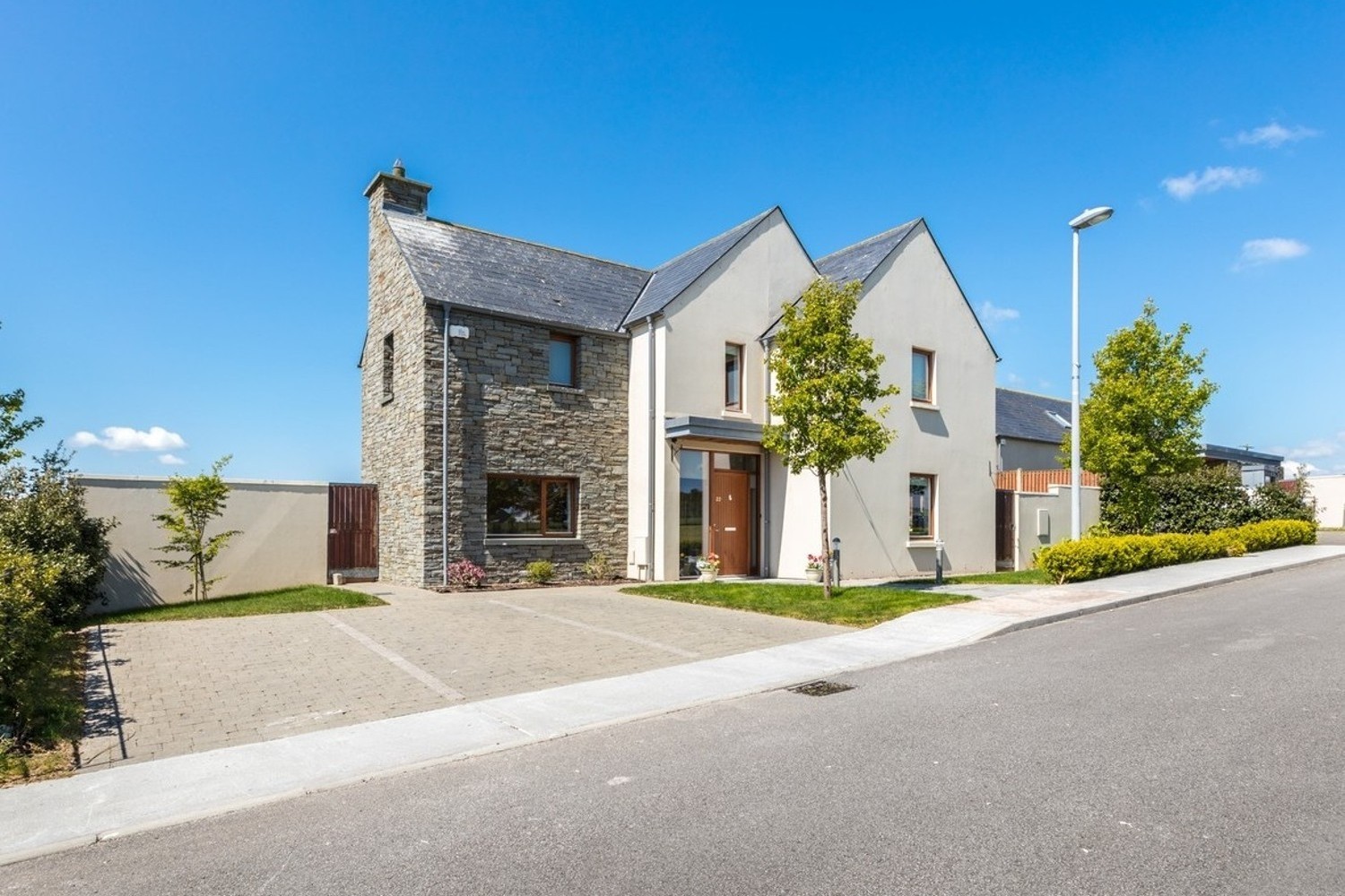 Barleyfield <br> Whitechurh - 30